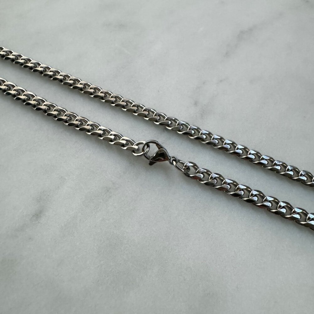 Nike + Swoosh Necklace 5mm Cuban (Silver) 22 inches - Gift for Him - Y2K - Picture 3 of 4